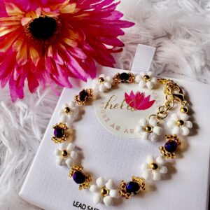 Beaded Flower Bracelet, Daisy Bracelet, Purple Floral Bracelet, Gift for Her, Birthday Gift